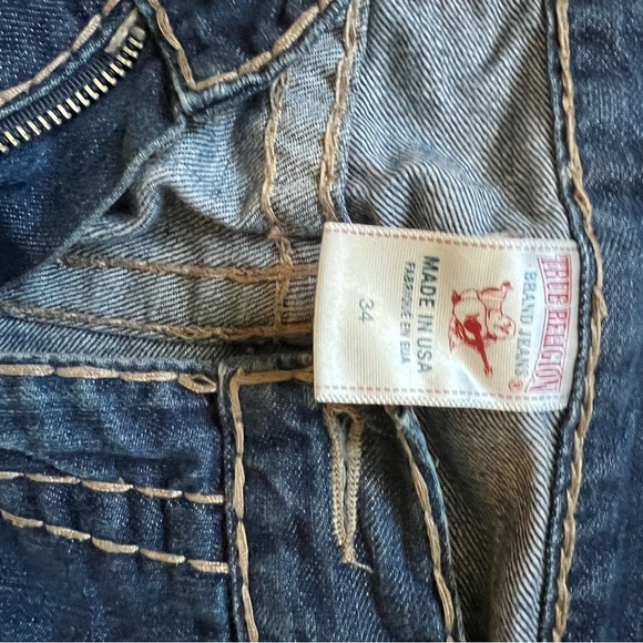 True Religion - Picture 3 of 5